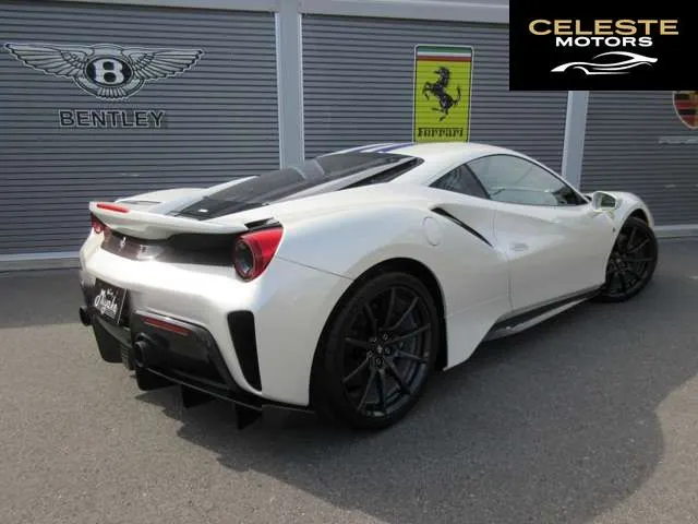 FERRARI 488 Pista 2020 — photo 8 sur 8