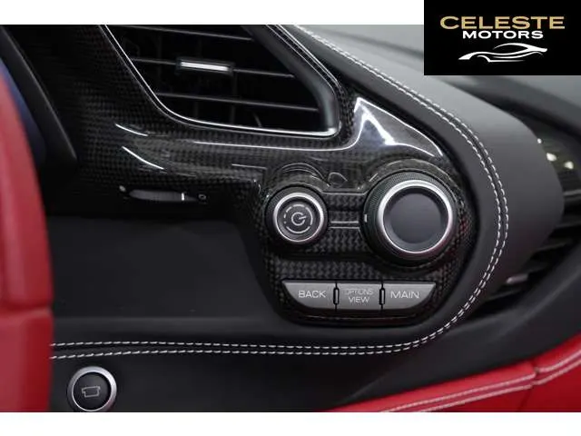 FERRARI 488 Spider 2017 — photo 6 sur 8