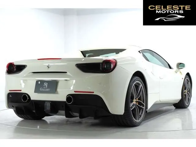 FERRARI 488 Spider 2018 — photo 2 sur 8
