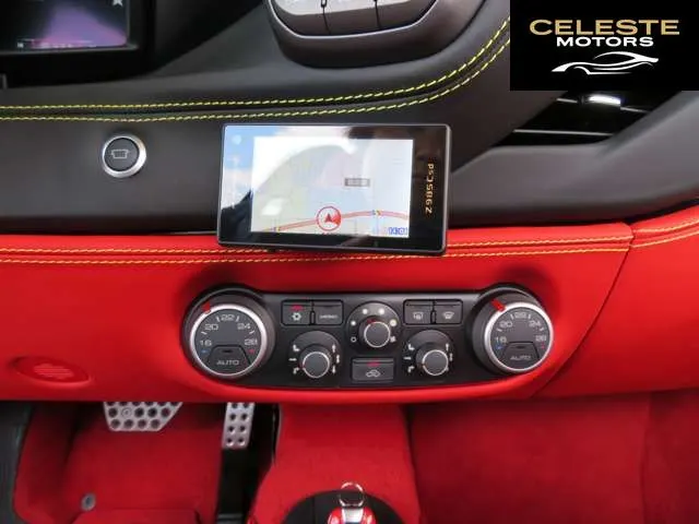 FERRARI 488 Spider 2017 — photo 8 sur 8