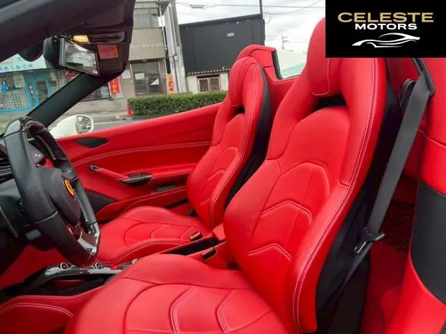 FERRARI 488 Spider 2017 — photo 3 sur 8