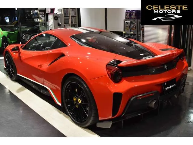 FERRARI 488 Pista 2020 — photo 5 sur 8