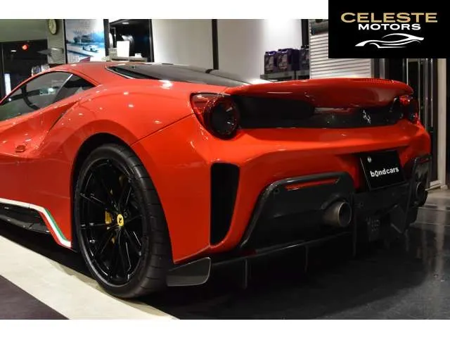 FERRARI 488 Pista 2020 — photo 6 sur 8