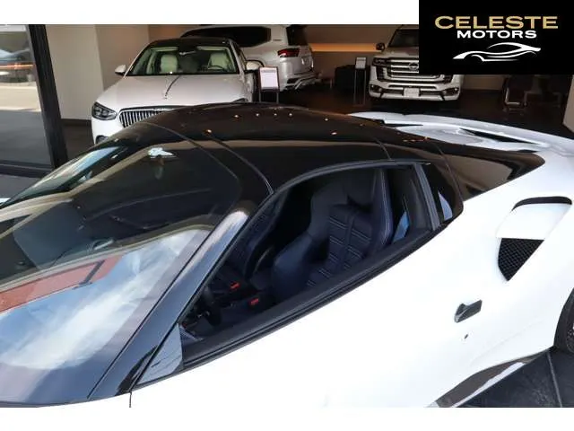 FERRARI 488 Spider 2016 — photo 8 sur 8