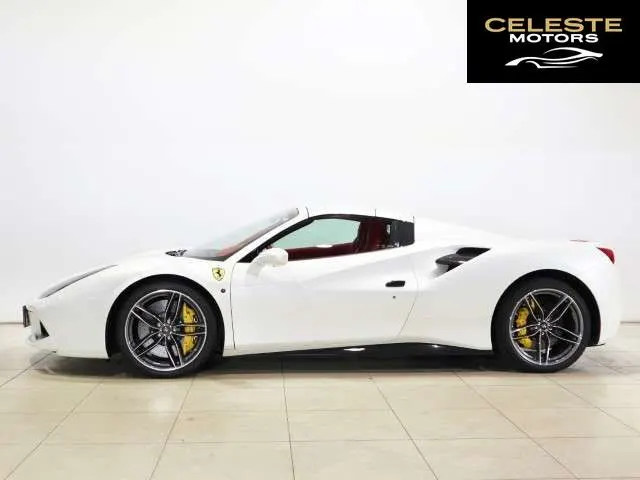 FERRARI 488 Spider 2018 — photo 4 sur 8