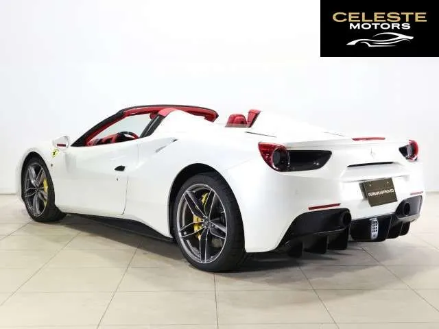 FERRARI 488 Spider 2018 — photo 6 sur 8