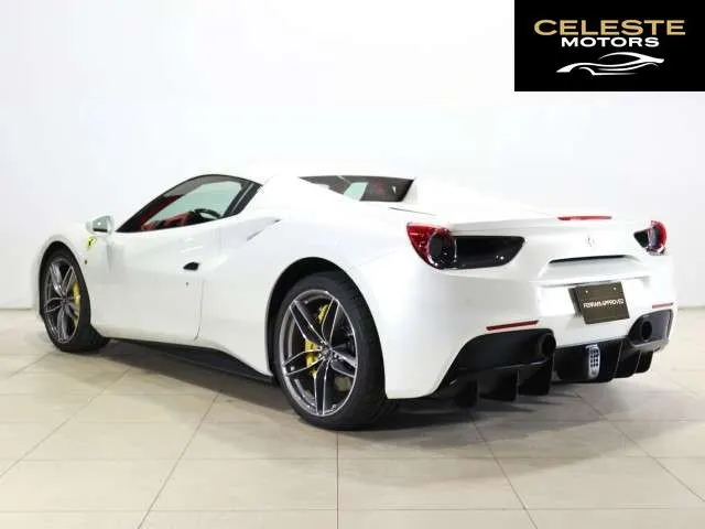 FERRARI 488 Spider 2018 — photo 7 sur 8