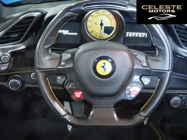 FERRARI 488 Spider 2016 — photo 2 sur 8