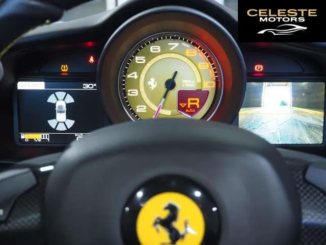 FERRARI 488 Spider 2016 — photo 5 sur 8