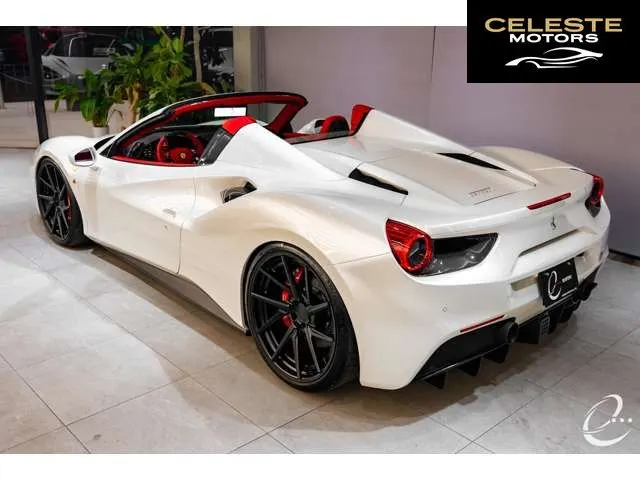 FERRARI 488 Spider 2017 — photo 4 sur 8