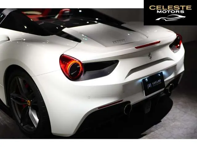FERRARI 488 Spider 2018 — photo 6 sur 8