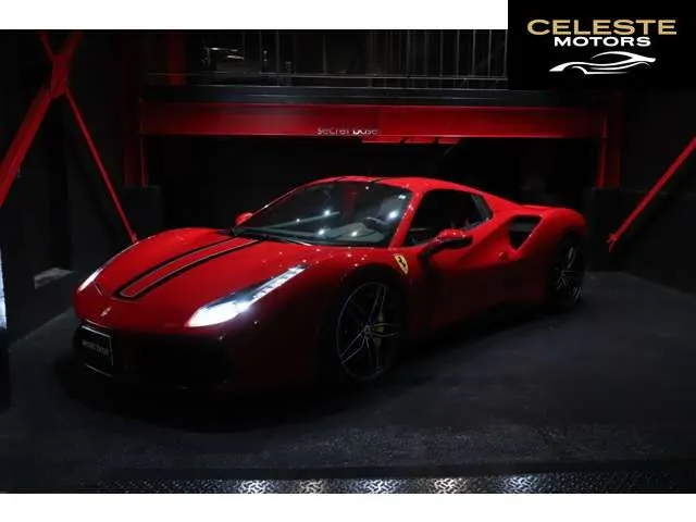 FERRARI 488 Spider 2017 — photo 2 sur 8