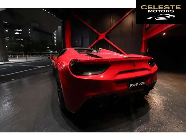 FERRARI 488 Spider 2017 — photo 6 sur 8