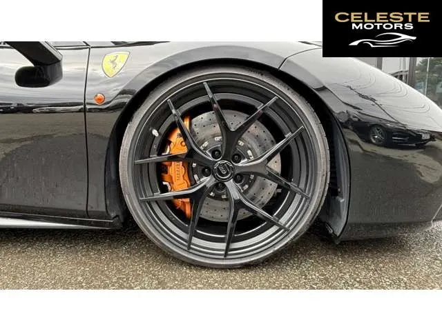 FERRARI 488 Spider 2016 — photo 2 sur 8