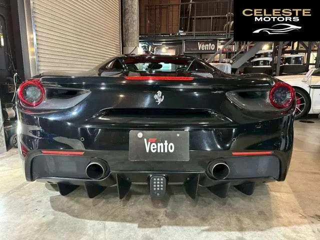 FERRARI 488 Spider 2017 — photo 5 sur 8