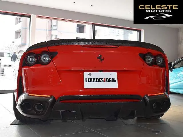 FERRARI 812GTS 2021 — photo 3 sur 8