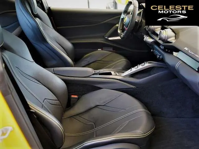 FERRARI 812 Superfast 2020 — photo 7 sur 8