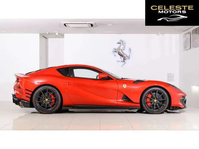 FERRARI 812コンペティツィオーネ 2023 — photo 2 sur 8