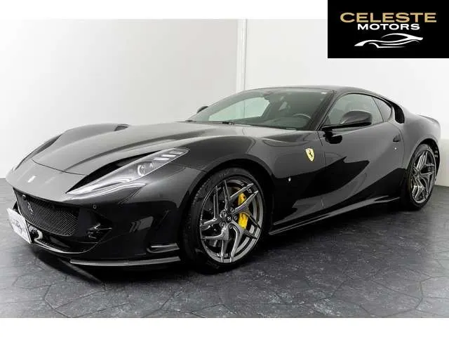 FERRARI 812 Superfast 2019 — photo 7 sur 8