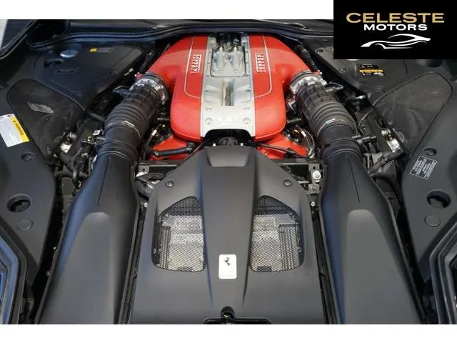 FERRARI 812 Superfast 2018 — photo 5 sur 8