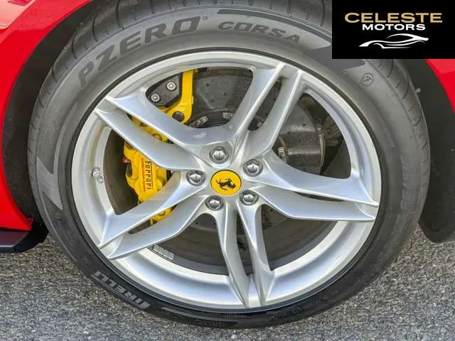 FERRARI 812 Superfast 2018 — photo 7 sur 8