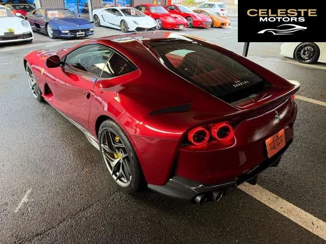 FERRARI 812 Superfast 2017 — photo 8 sur 8