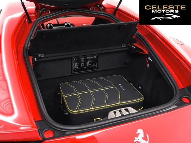 FERRARI 812 Superfast 2020 — photo 7 sur 8