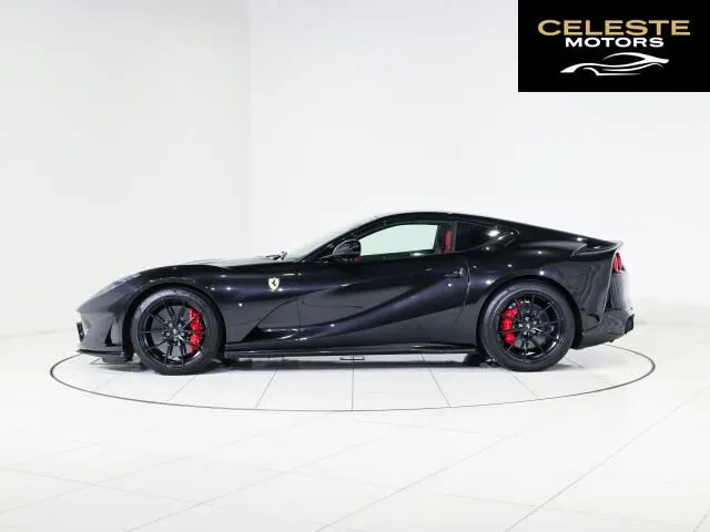 FERRARI 812 Superfast 2019 — photo 3 sur 8
