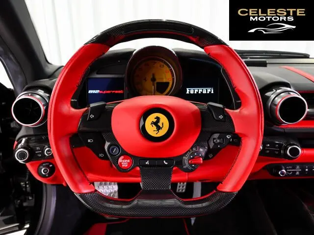 FERRARI 812 Superfast 2019 — photo 6 sur 8