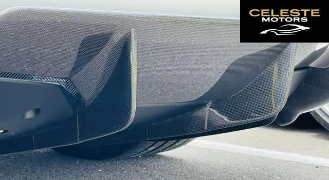 FERRARI 812 Superfast 2020 — photo 2 sur 8