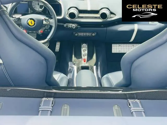 FERRARI 812 Superfast 2020 — photo 8 sur 8