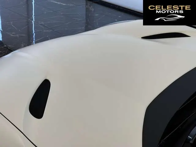 FERRARI 812 Superfast 2018 — photo 7 sur 8