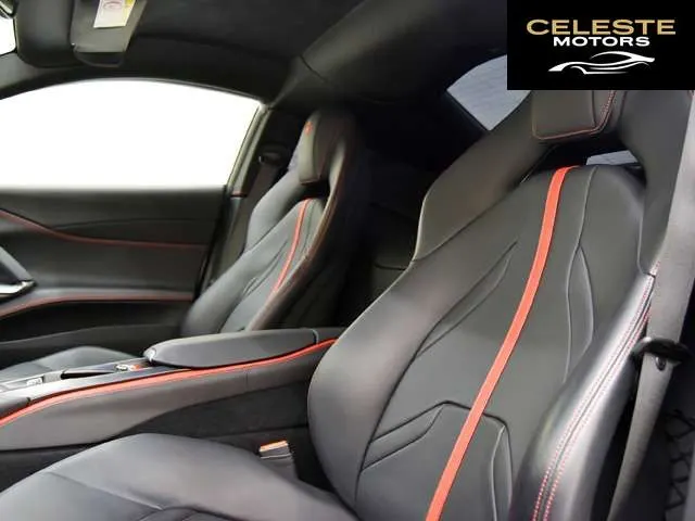 FERRARI 812 Superfast 2019 — photo 5 sur 8