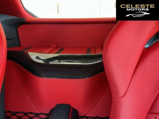 FERRARI 812 Superfast 2019 — photo 7 sur 8