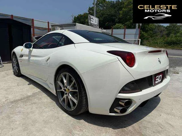 FERRARI California — photo 3 sur 8