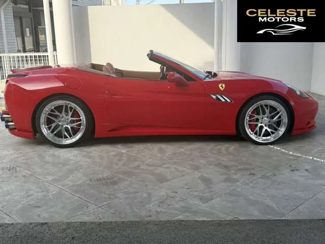 FERRARI California 2012 — photo 5 sur 8