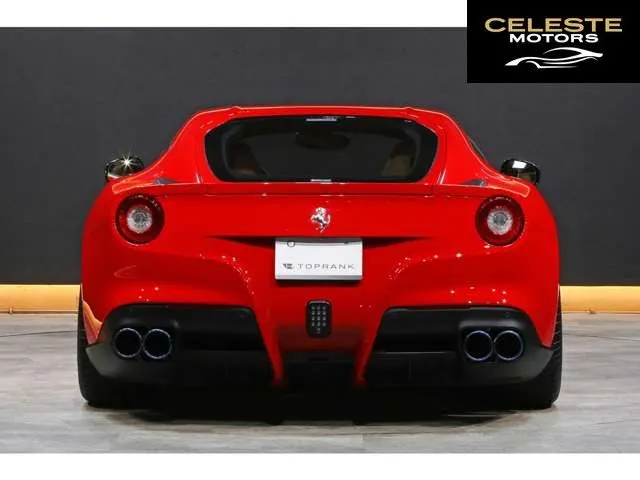 FERRARI F12 Berlinetta 2014 — photo 5 sur 8