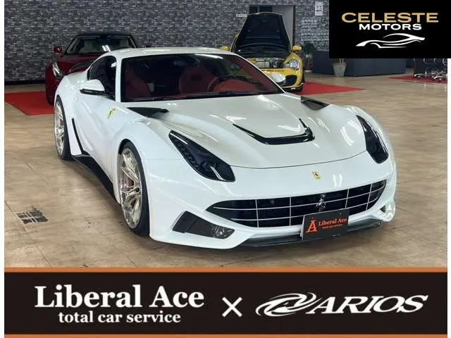FERRARI F12 Berlinetta 2017 — photo 3 sur 8