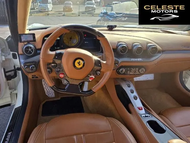 FERRARI F12 Berlinetta 2013 — photo 7 sur 8