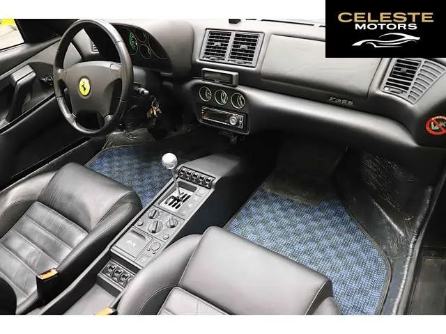 FERRARI F355 Spider 1996 — photo 8 sur 8