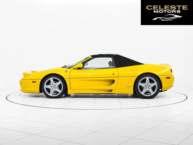 FERRARI F355 Spider 1996 — photo 3 sur 8
