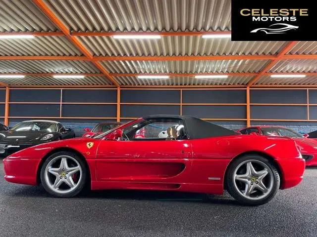 FERRARI F355 Spider 1998 — photo 2 sur 8