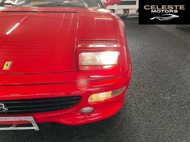 FERRARI F355 Spider 1998 — photo 7 sur 8