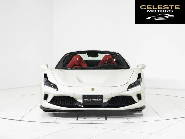 FERRARI F8 Spider 2022 — photo 1 sur 8