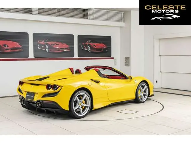 FERRARI F8 Spider 2020 — photo 6 sur 8