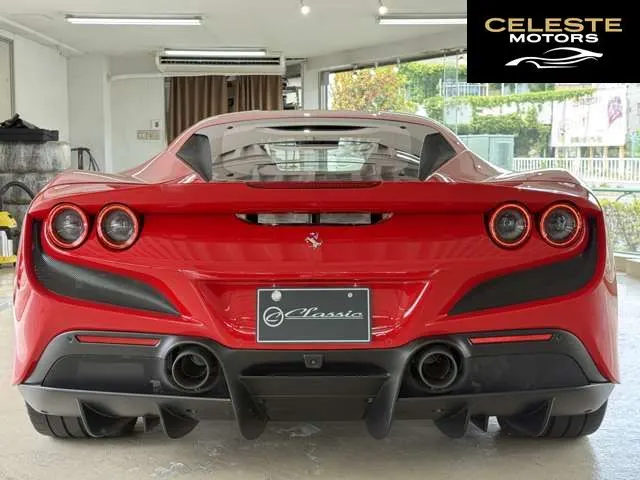 FERRARI F8 Tributo 2021 — photo 2 sur 8