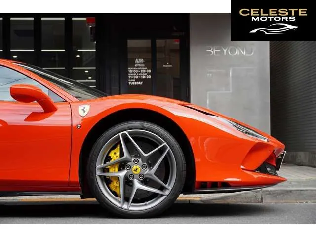 FERRARI F8 Tributo 2020 — photo 4 sur 8
