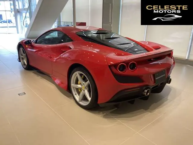 FERRARI F8 Tributo 2020 — photo 4 sur 8