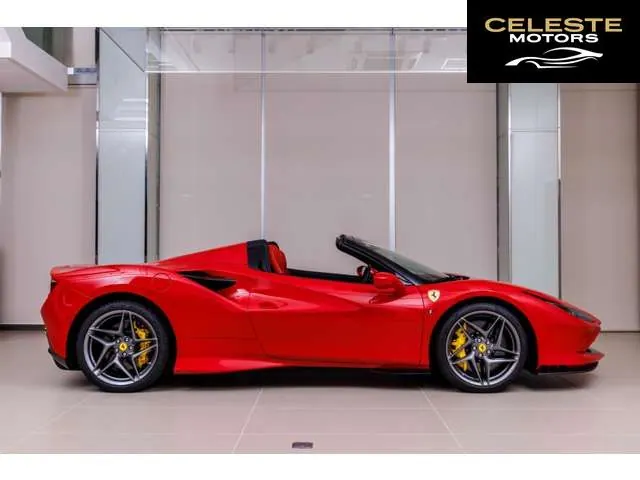 FERRARI F8 Spider 2022 — photo 3 sur 8