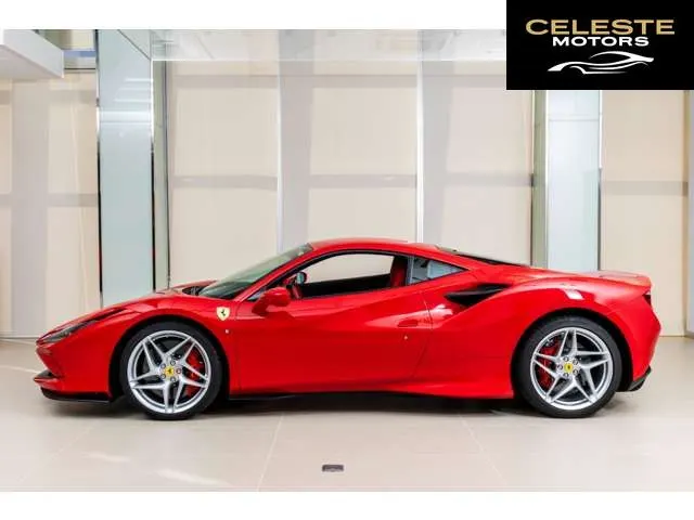 FERRARI F8 Tributo 2020 — photo 7 sur 8